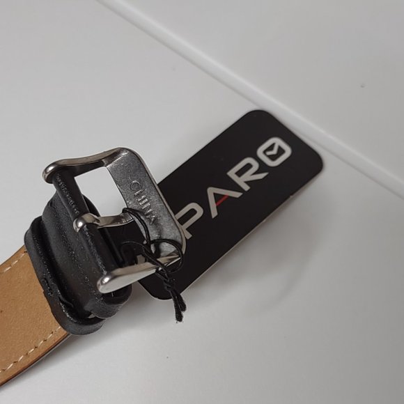 Calgary Flames Watch With Leather Band - Picture 8 of 15